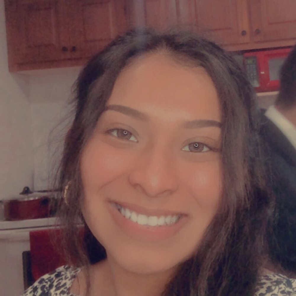 Meet your Posher, Monica